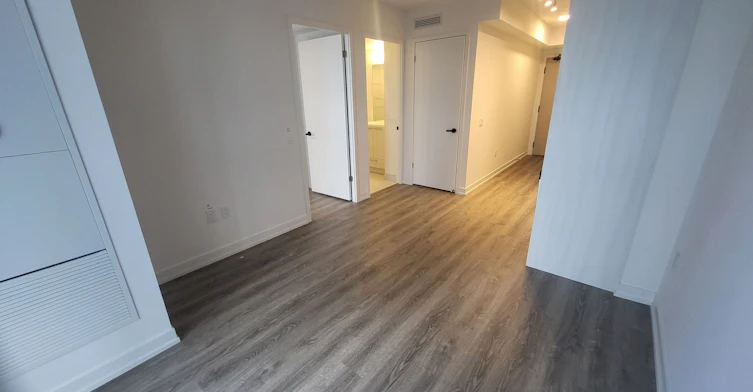 2002-195 Commerce Street, Vaughan, ON, L4K 0P9 - 4