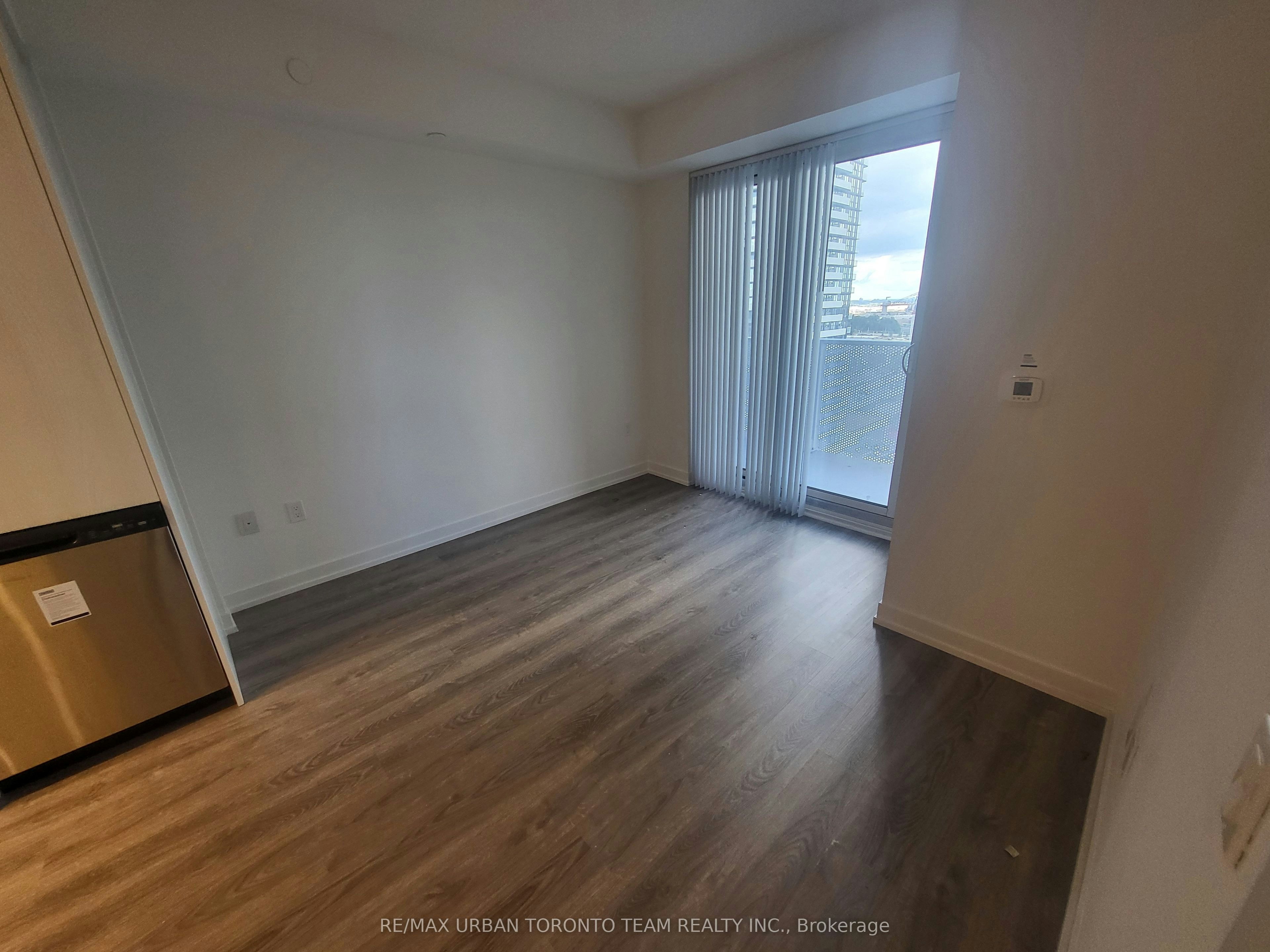 2002-195 Commerce Street, Vaughan, ON, L4K 0P9 - 7