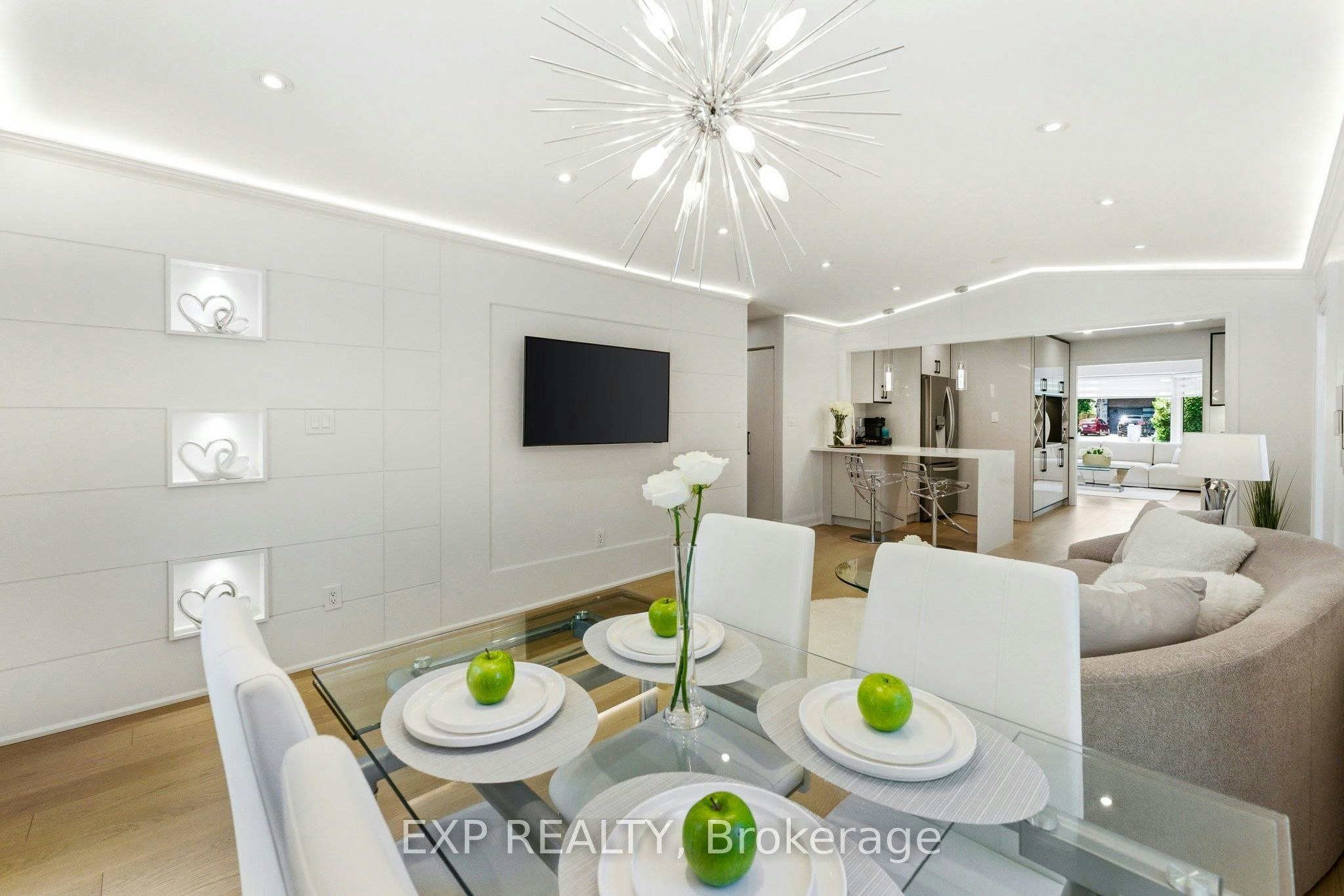 32 Farley Circle, Georgina, ON, L0E 1S0 - 16