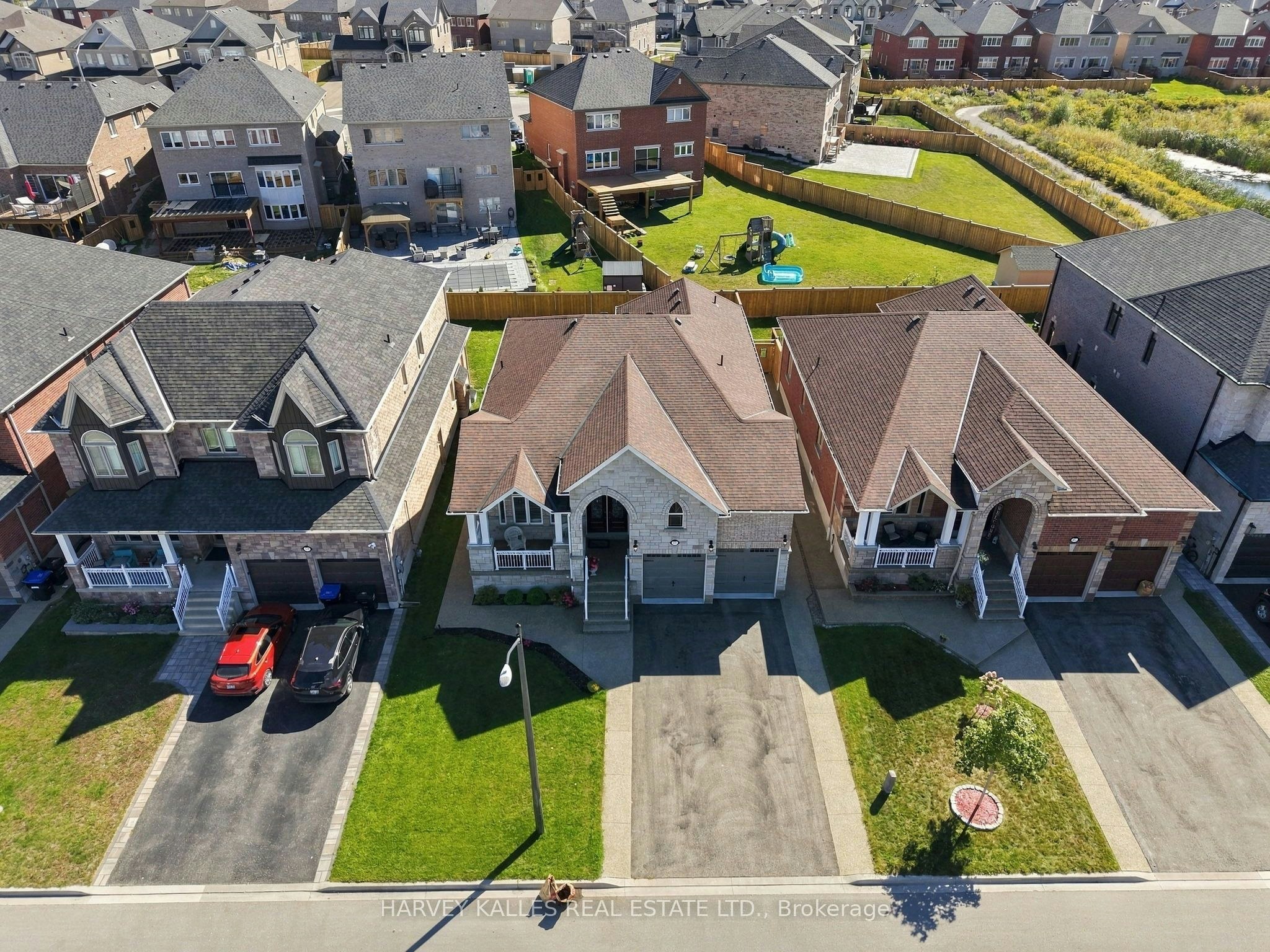 1650 Rizzardo Crescent, Innisfil, ON, L9S 4W7