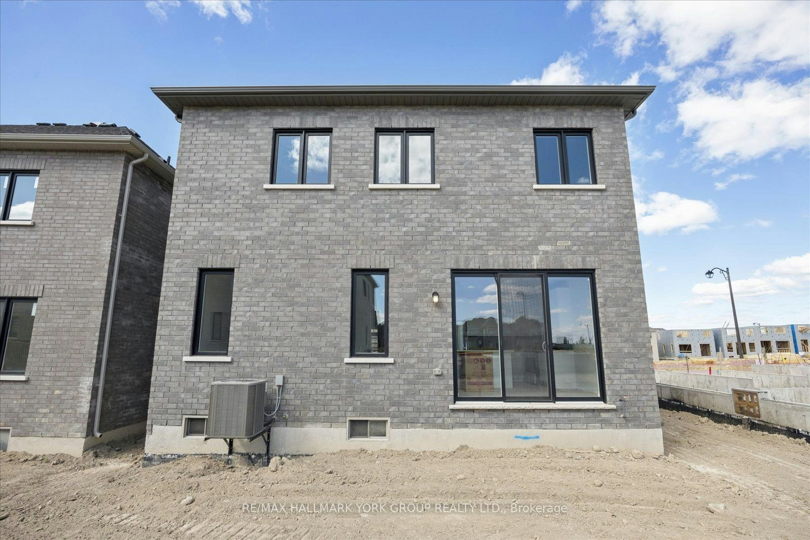 278 Walter English Drive, East Gwillimbury, ON, L9N 0Z4 - 39