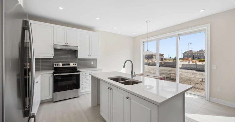 278 Walter English Drive, East Gwillimbury, ON, L9N 0Z4 - 17