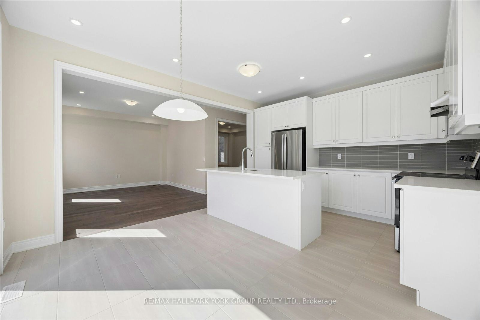 278 Walter English Drive, East Gwillimbury, ON, L9N 0Z4 - 13