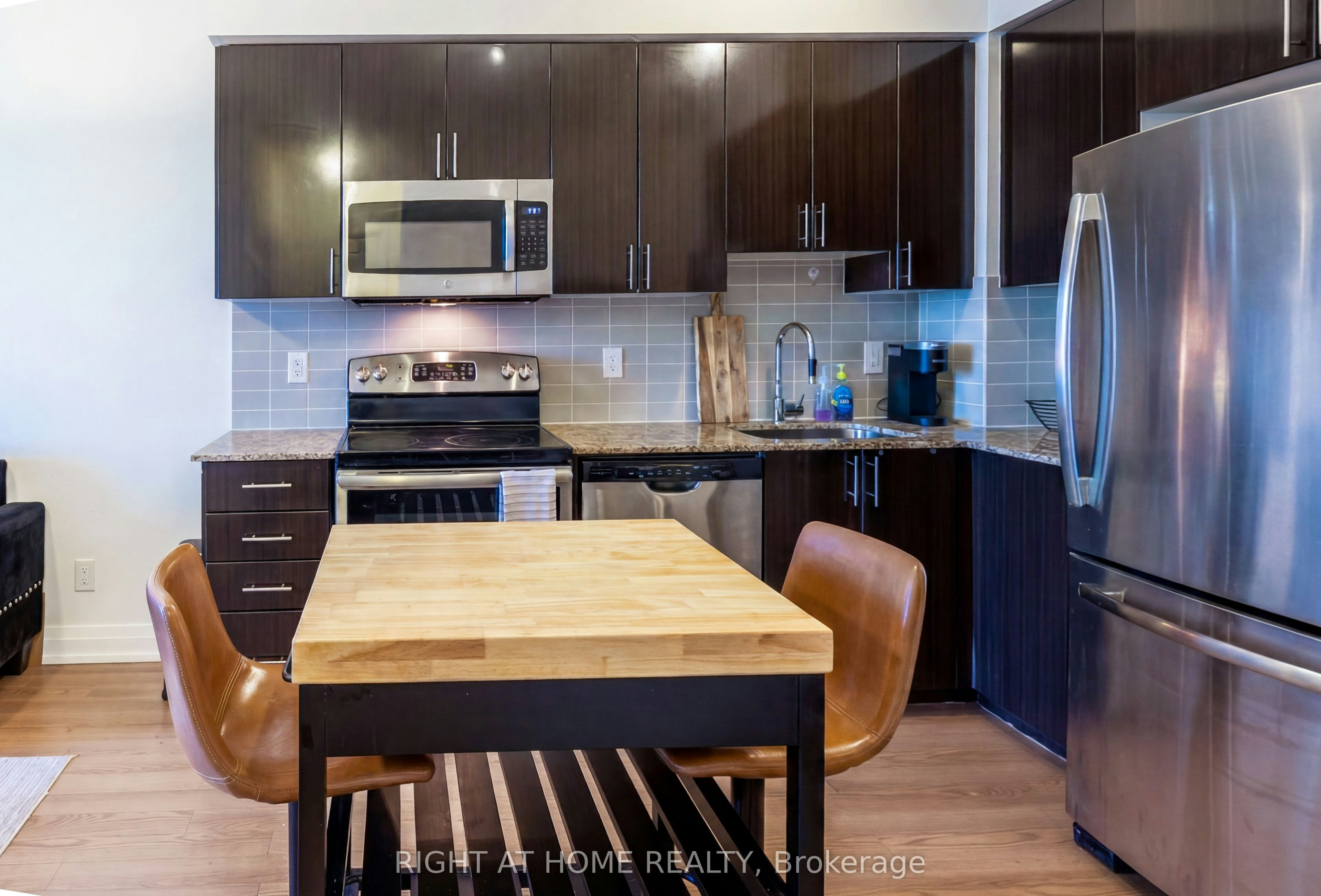 815-7167 Yonge Street, Vaughan, ON, L3T 0C9 - 7