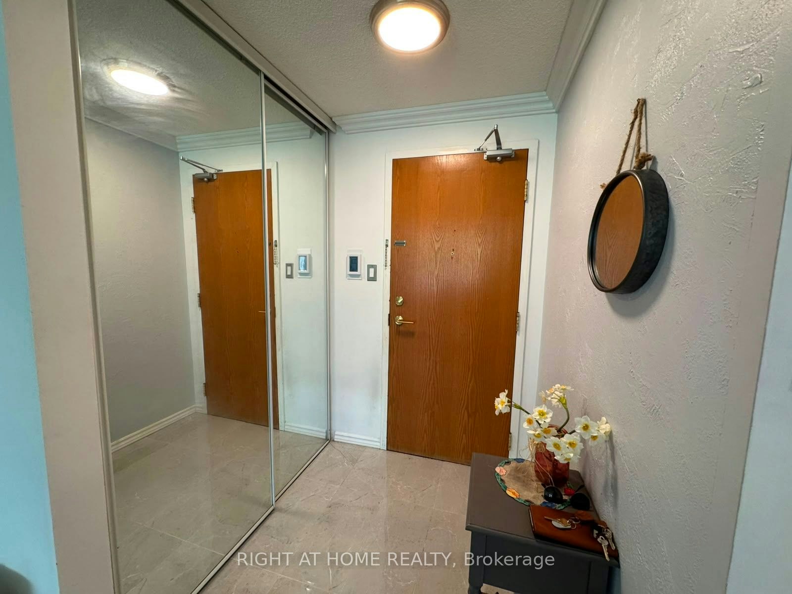 210-7250 Yonge Street, Vaughan, ON, L4J 7X1 - 21