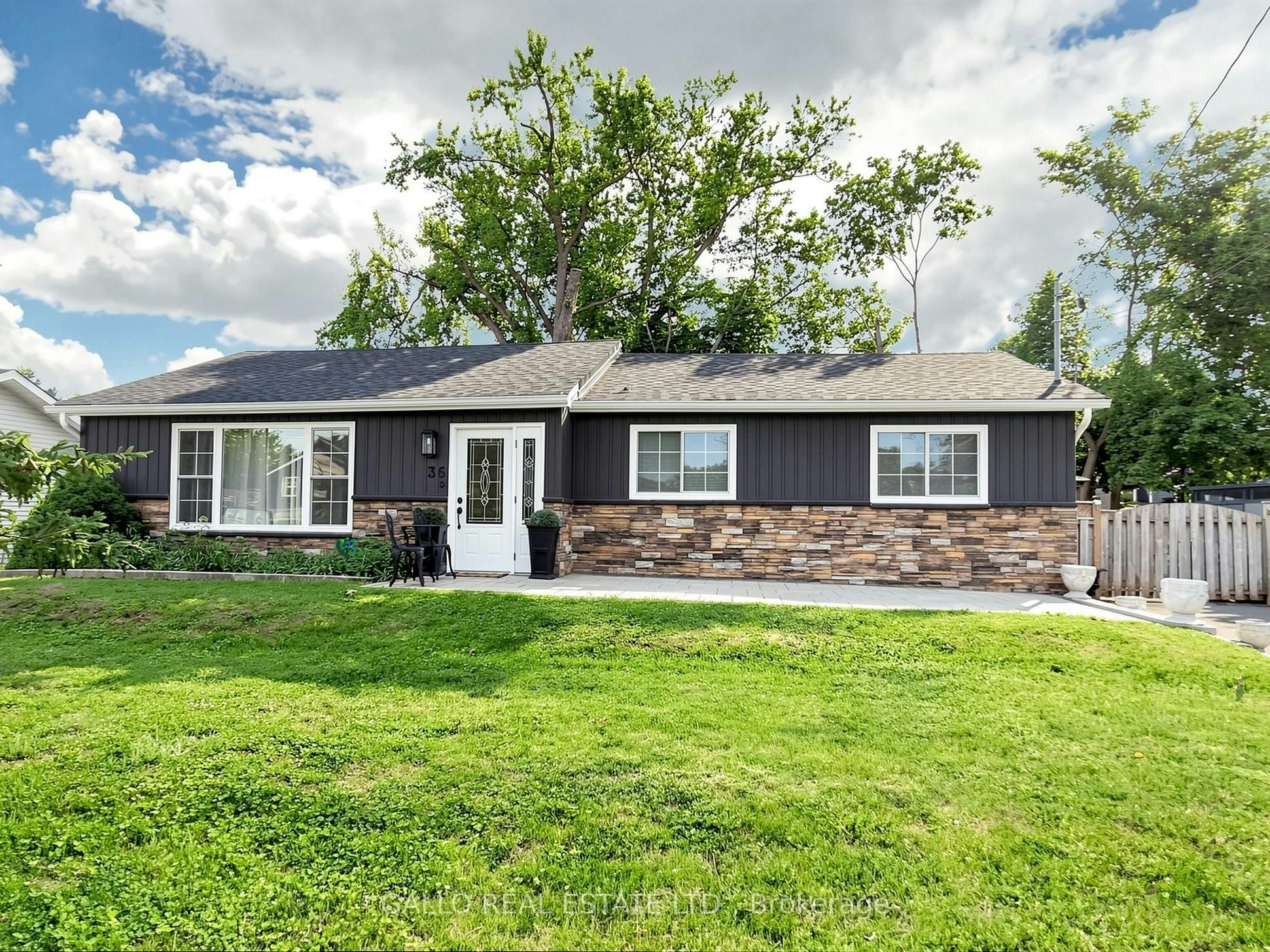 36 Elmvale Boulevard, Whitchurch-Stouffville, ON, L4A 2Y3