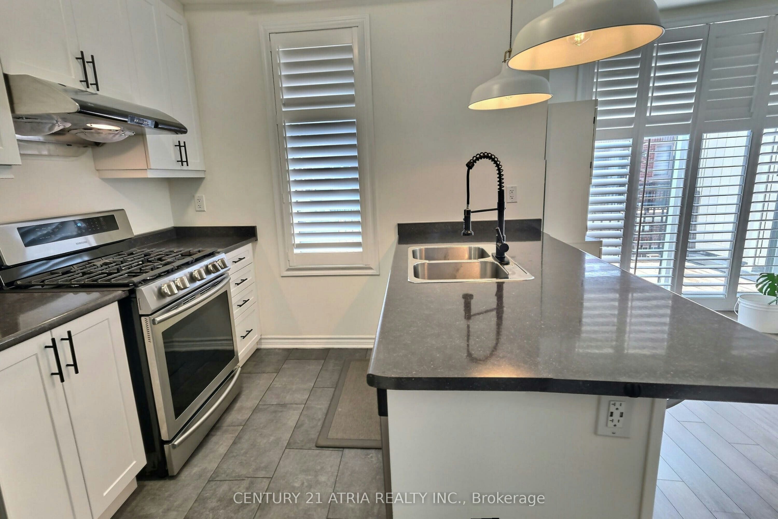 66 Cornell Centre Boulevard, Markham, ON, L6B 1M9 - 10