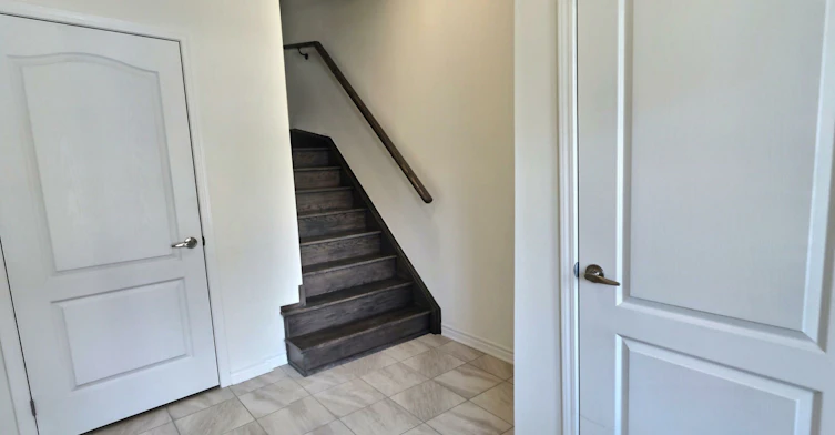 66 Cornell Centre Boulevard, Markham, ON, L6B 1M9 - 3