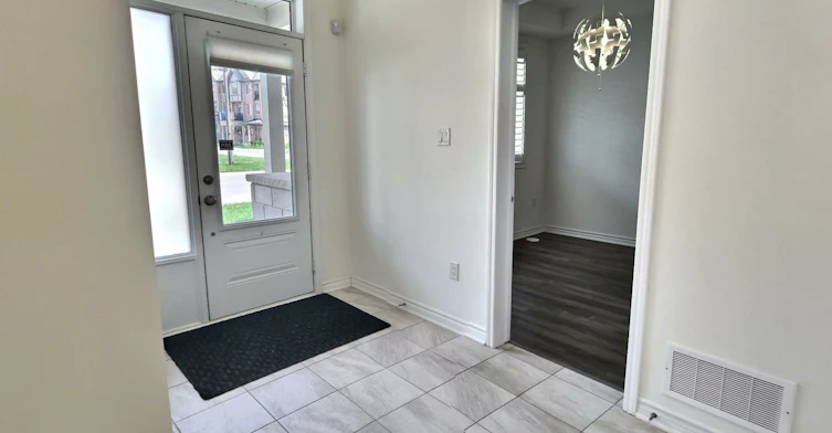 66 Cornell Centre Boulevard, Markham, ON, L6B 1M9 - 4