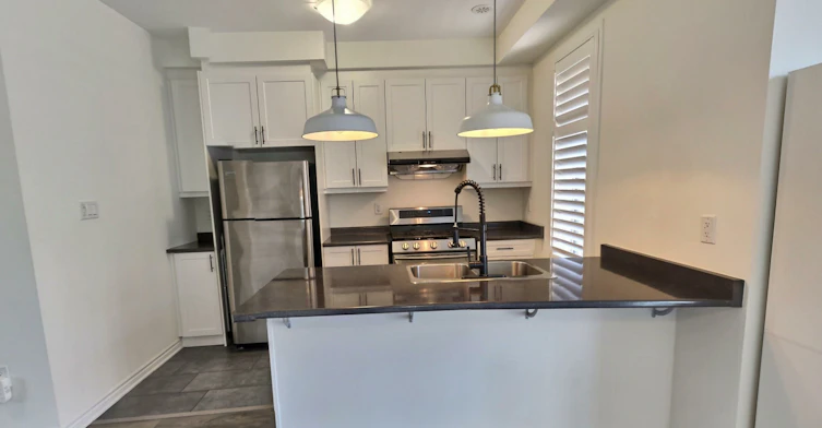 66 Cornell Centre Boulevard, Markham, ON, L6B 1M9 - 2