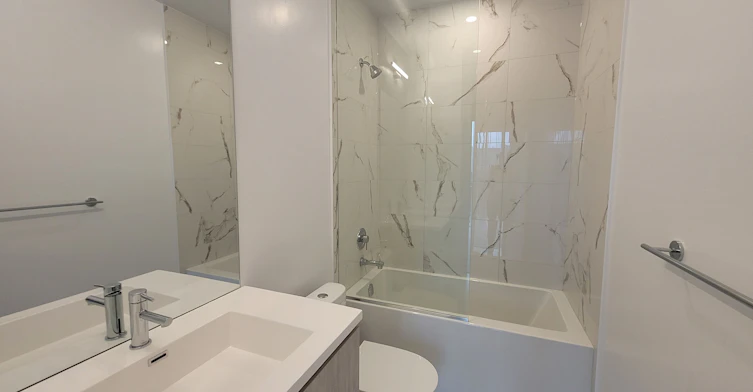 306-10 Honeycrisp Crescent, Vaughan, ON, L4K 0M7 - 7