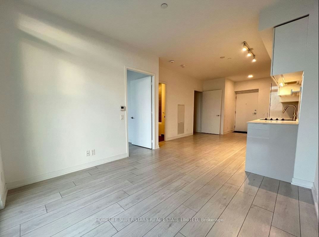 3801-950 Portage Parkway, Vaughan, ON, L4K 0J7 - 3