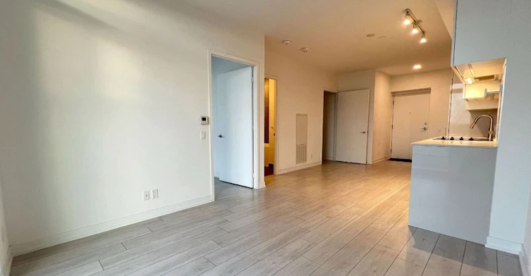 3801-950 Portage Parkway, Vaughan, ON, L4K 0J7 - 3