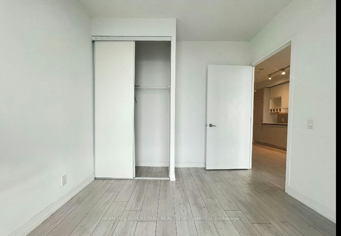 3801-950 Portage Parkway, Vaughan, ON, L4K 0J7 - 8