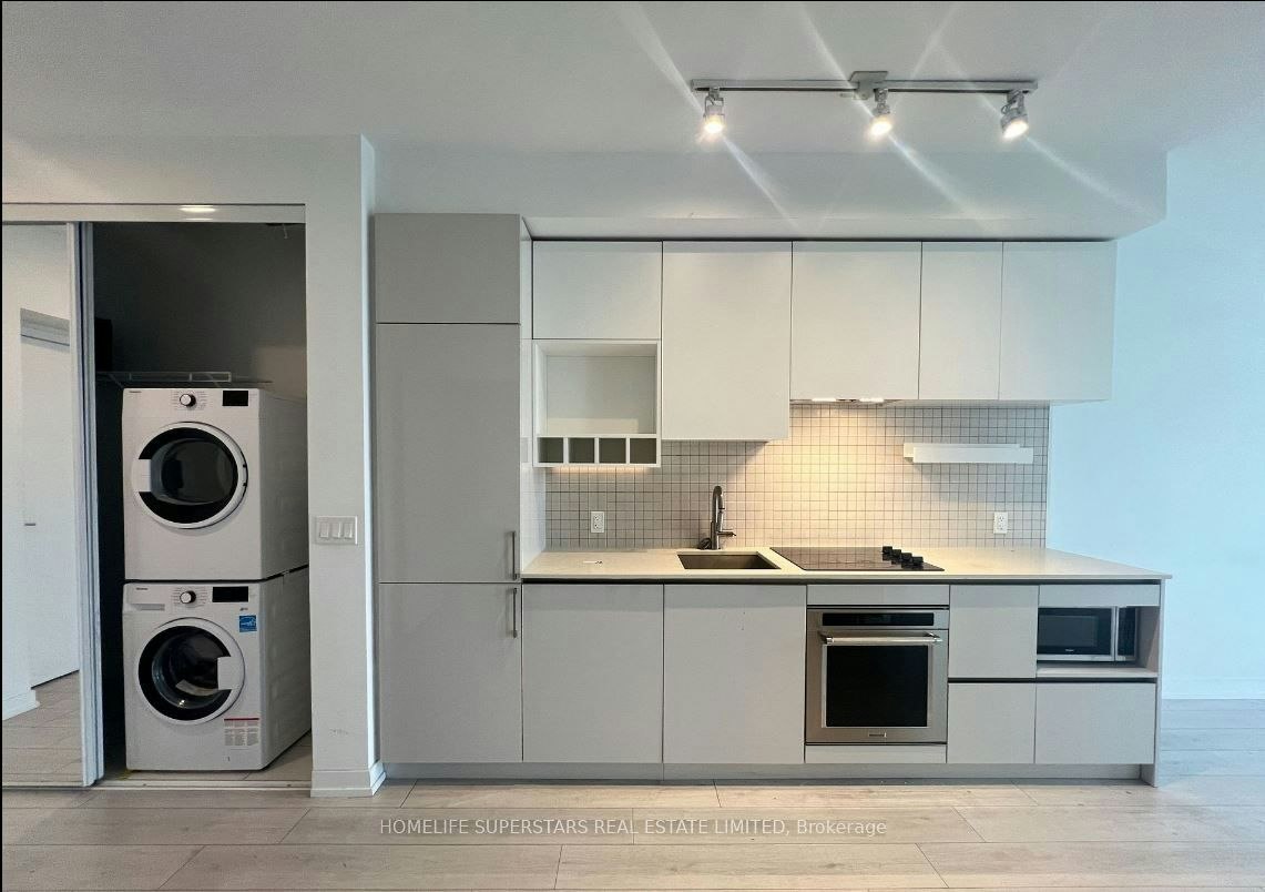 3801-950 Portage Parkway, Vaughan, ON, L4K 0J7 - 2