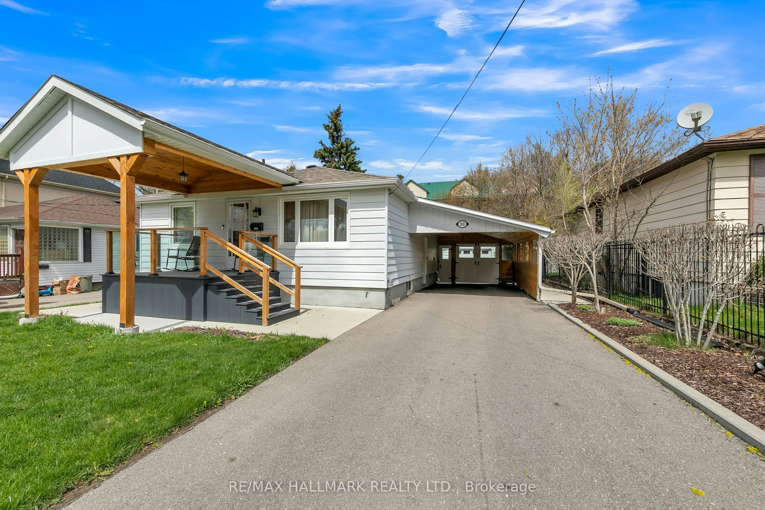 245 Elmwood Avenue, Richmond Hill, ON, L4C 1L3