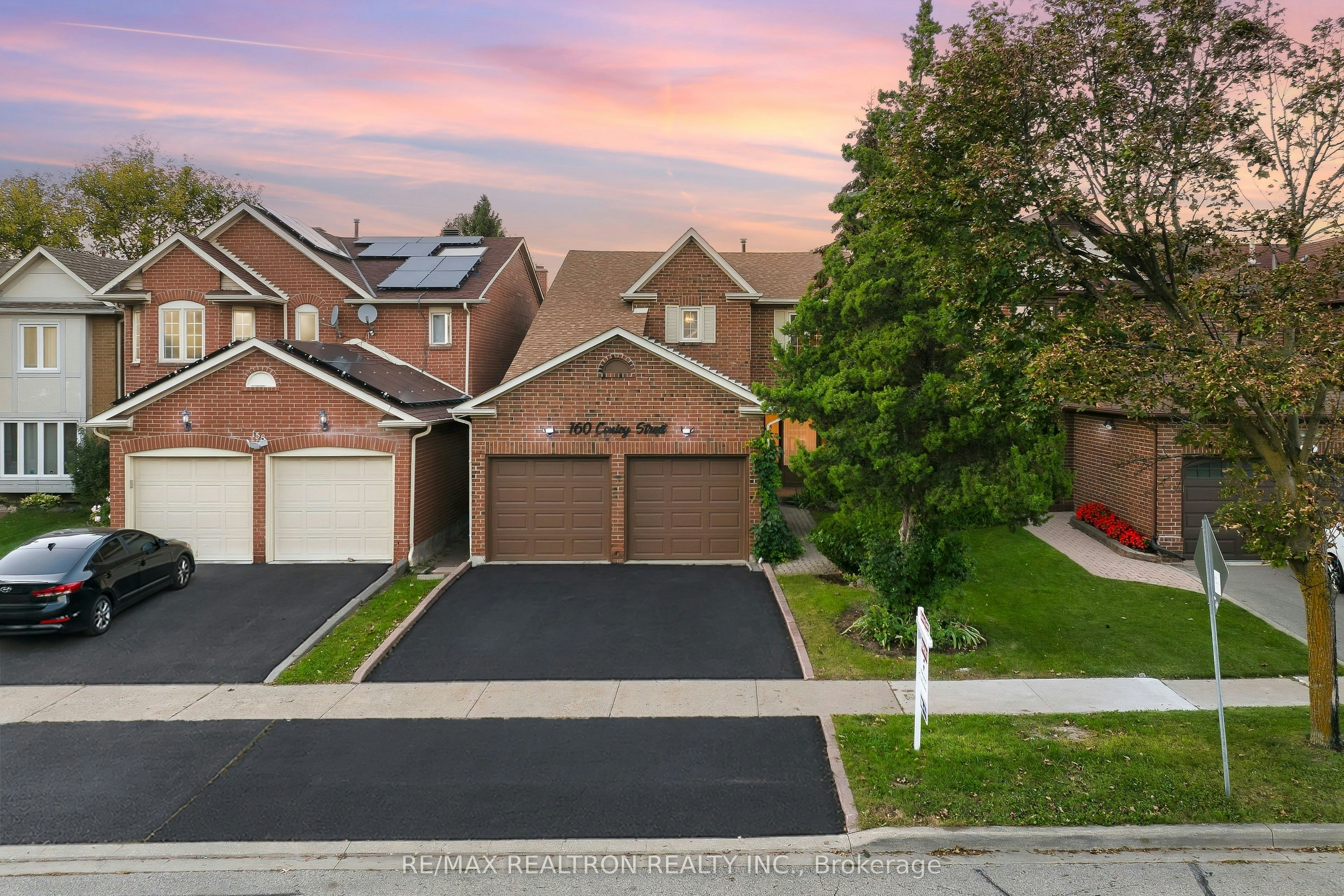 160 Conley Street, Vaughan, ON, L4J 2X7