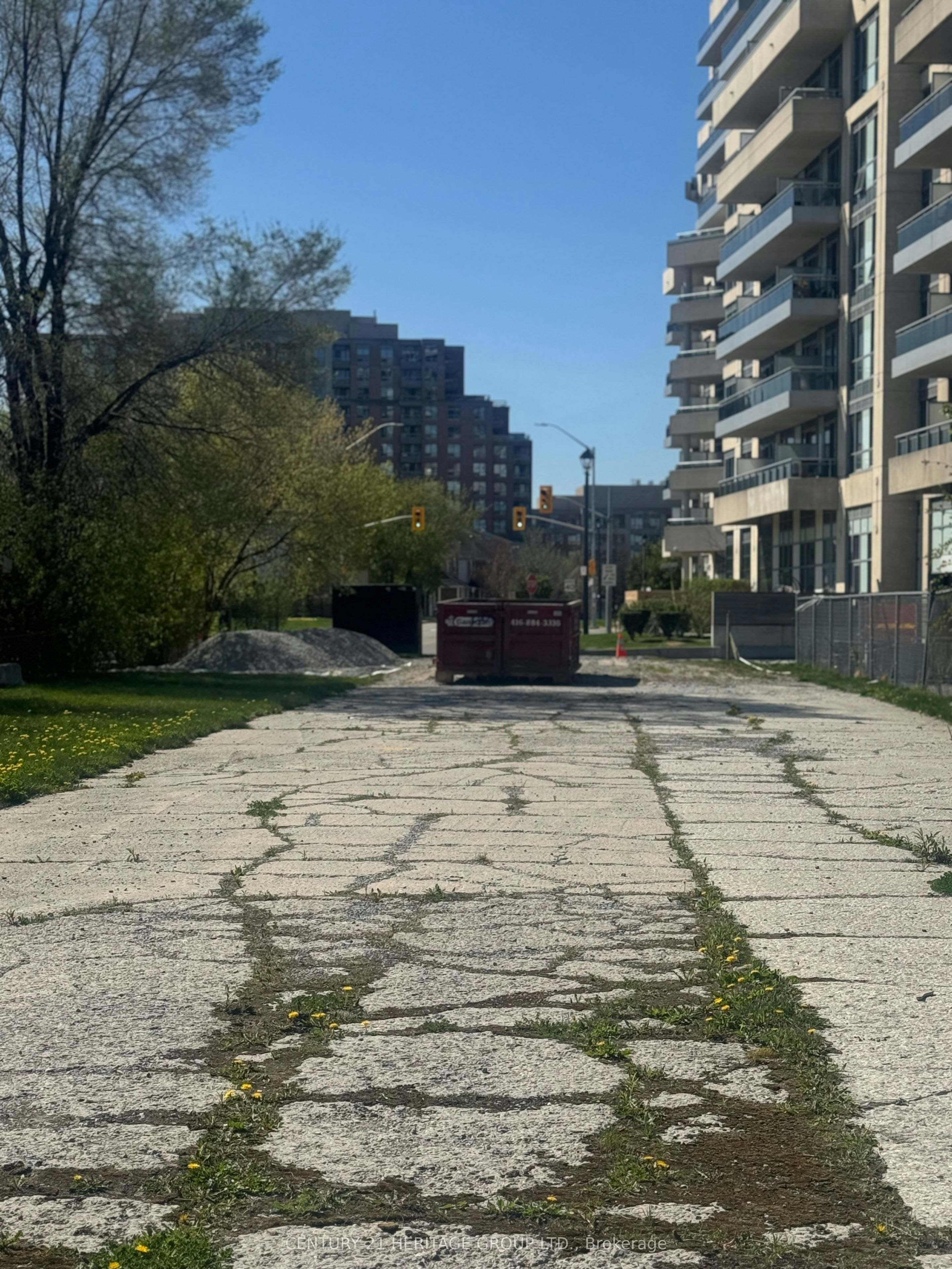 PIN#031092447-0 16th Avenue, Richmond Hill, ON, L4C 9T3