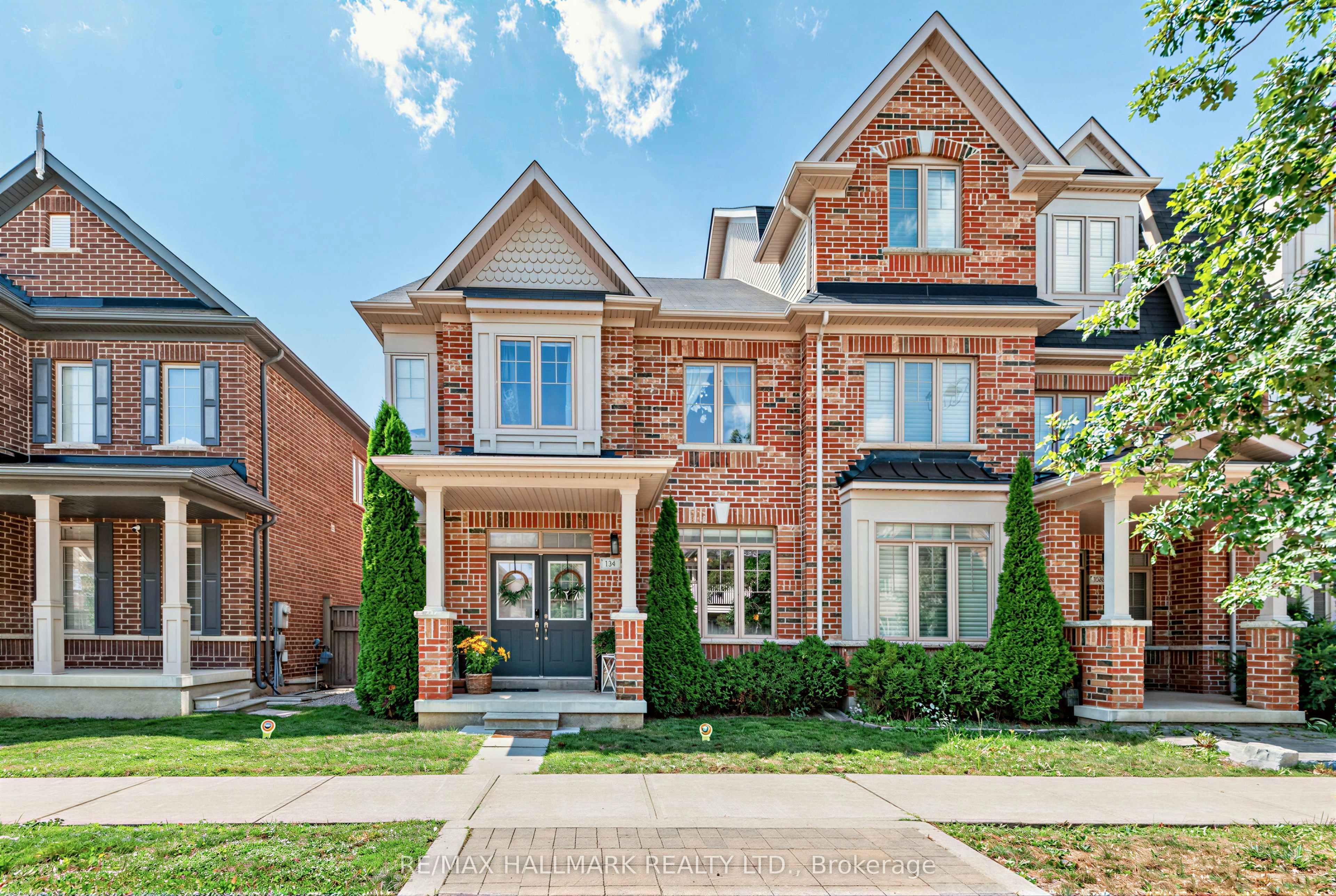 124 Barons Street, Vaughan, ON, L4H 3Y3