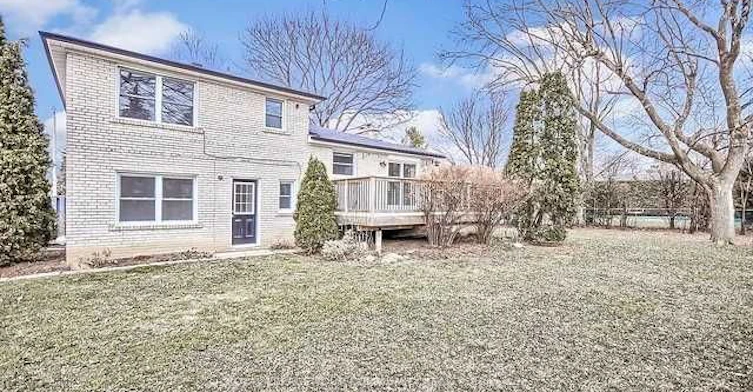 162 Kenvale Court, Richmond Hill, ON, L4C 4S9 - 2