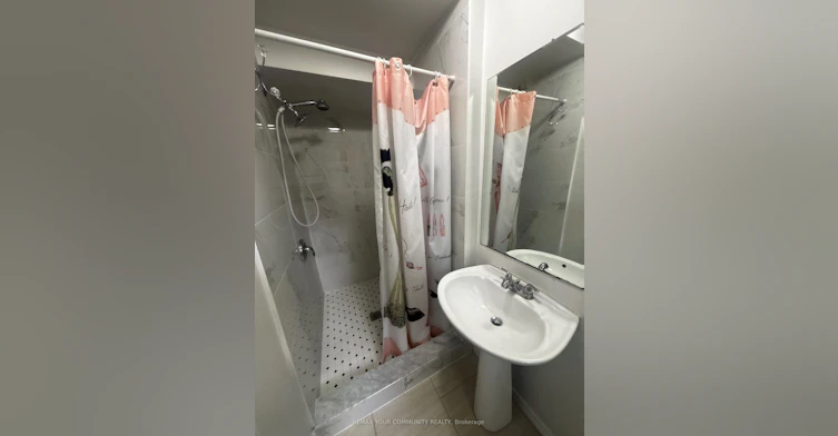 162 Kenvale Court, Richmond Hill, ON, L4C 4S9 - 12