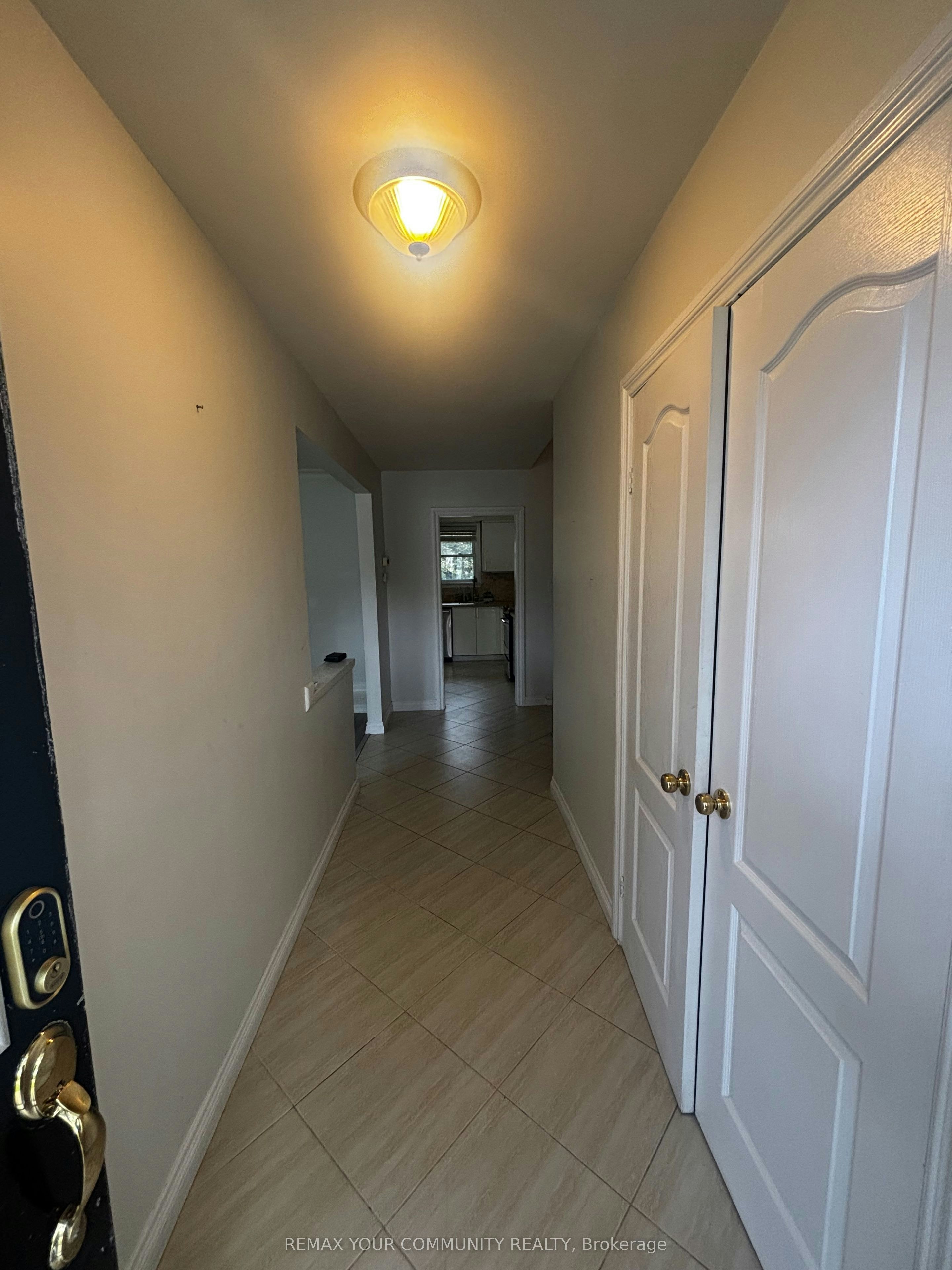 162 Kenvale Court, Richmond Hill, ON, L4C 4S9 - 6