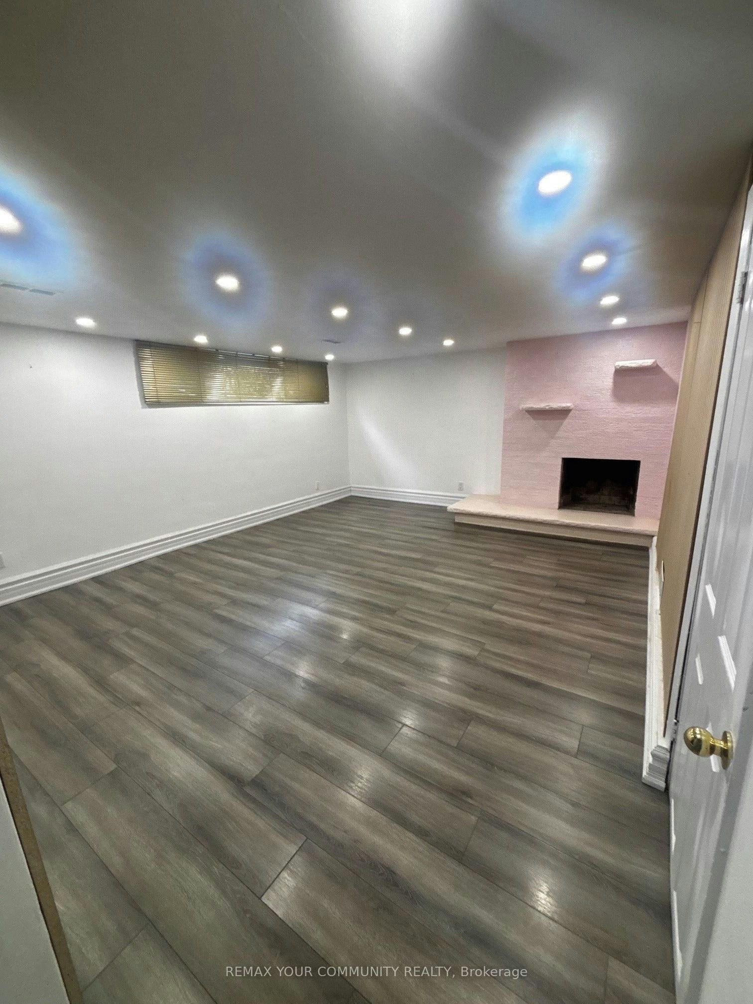 162 Kenvale Court, Richmond Hill, ON, L4C 4S9 - 10
