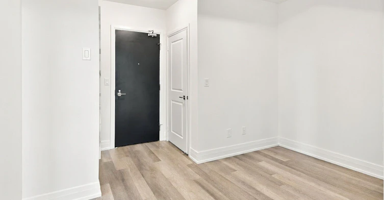 703-3600 Highway 7 N/A, Vaughan, ON, L4L 0G7 - 8