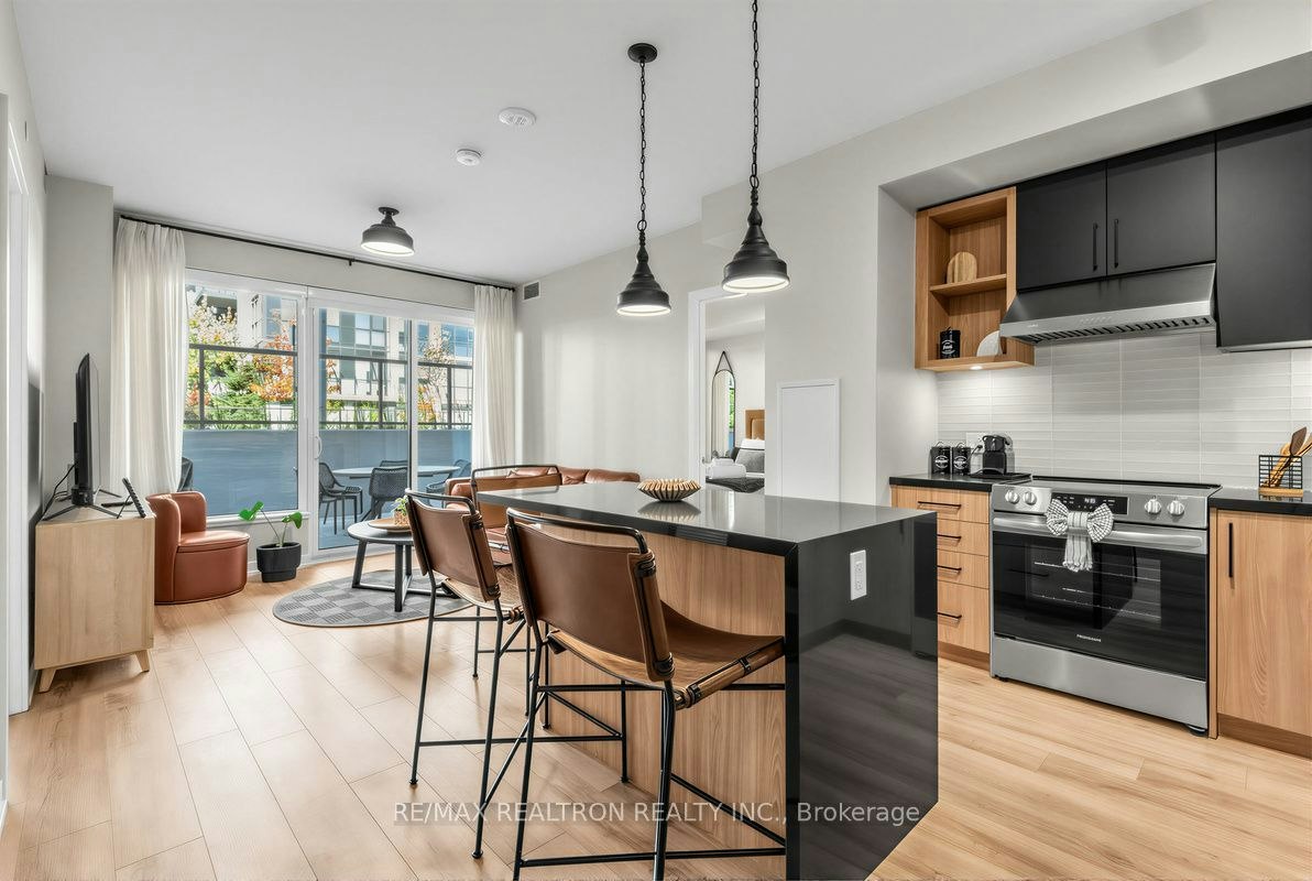 109-333 Sunseeker Avenue, Innisfil, ON, L9S 0R6 - 2
