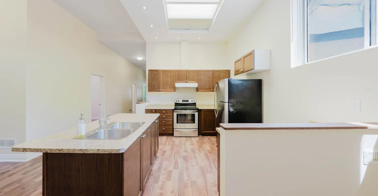 Main-7930 Kipling Avenue, Vaughan, ON, L4L 1Z5 - 5