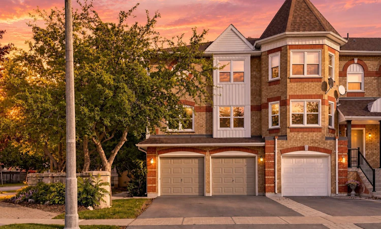 1 Edenbridge Drive
