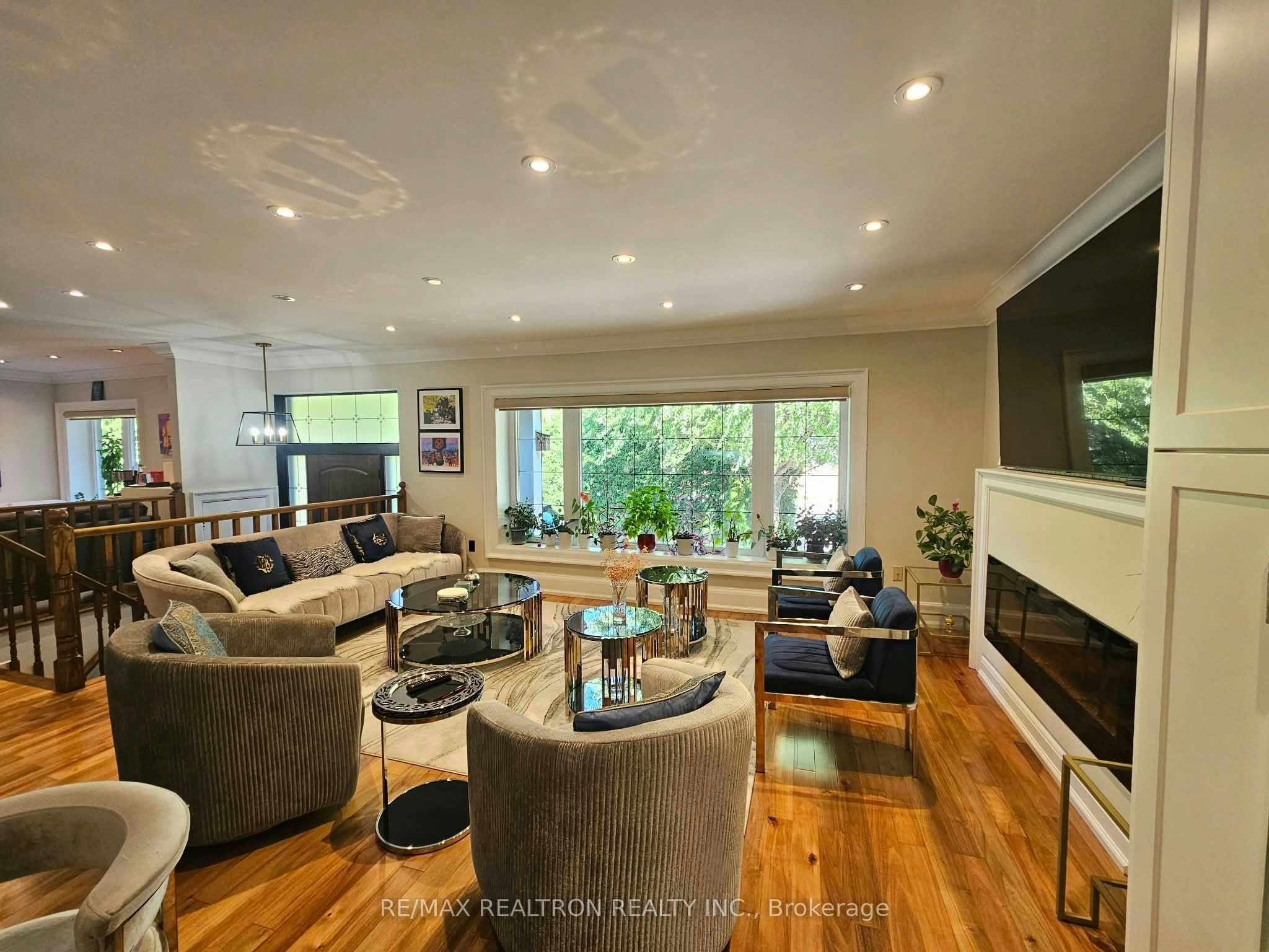 90 Leisure Lane, Richmond Hill, ON, L4C 4X1 - 6
