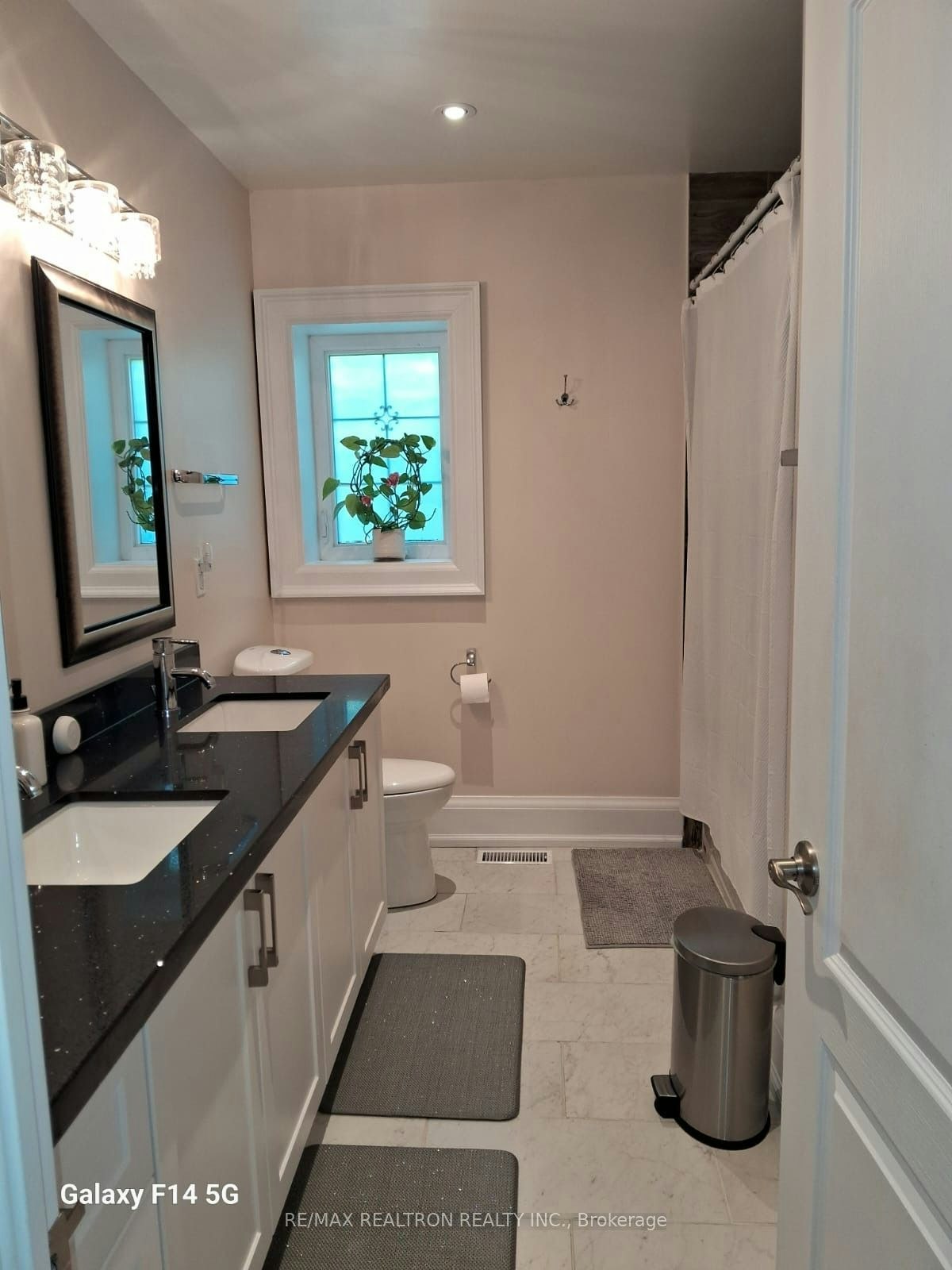 90 Leisure Lane, Richmond Hill, ON, L4C 4X1 - 9
