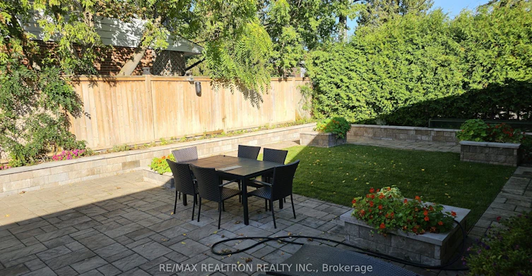 90 Leisure Lane, Richmond Hill, ON, L4C 4X1 - 4