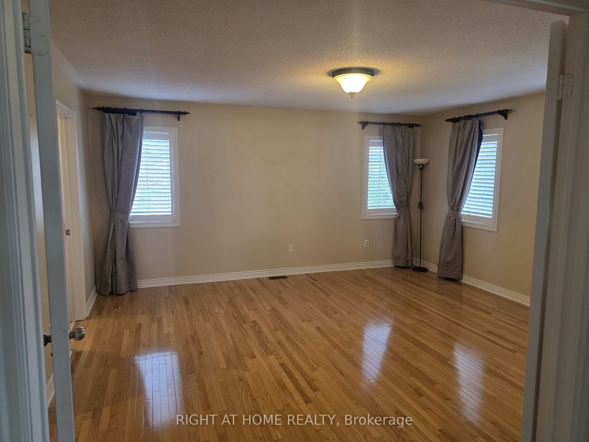 102 Cormorant Crescent, Vaughan, ON, L4H 2K4 - 10