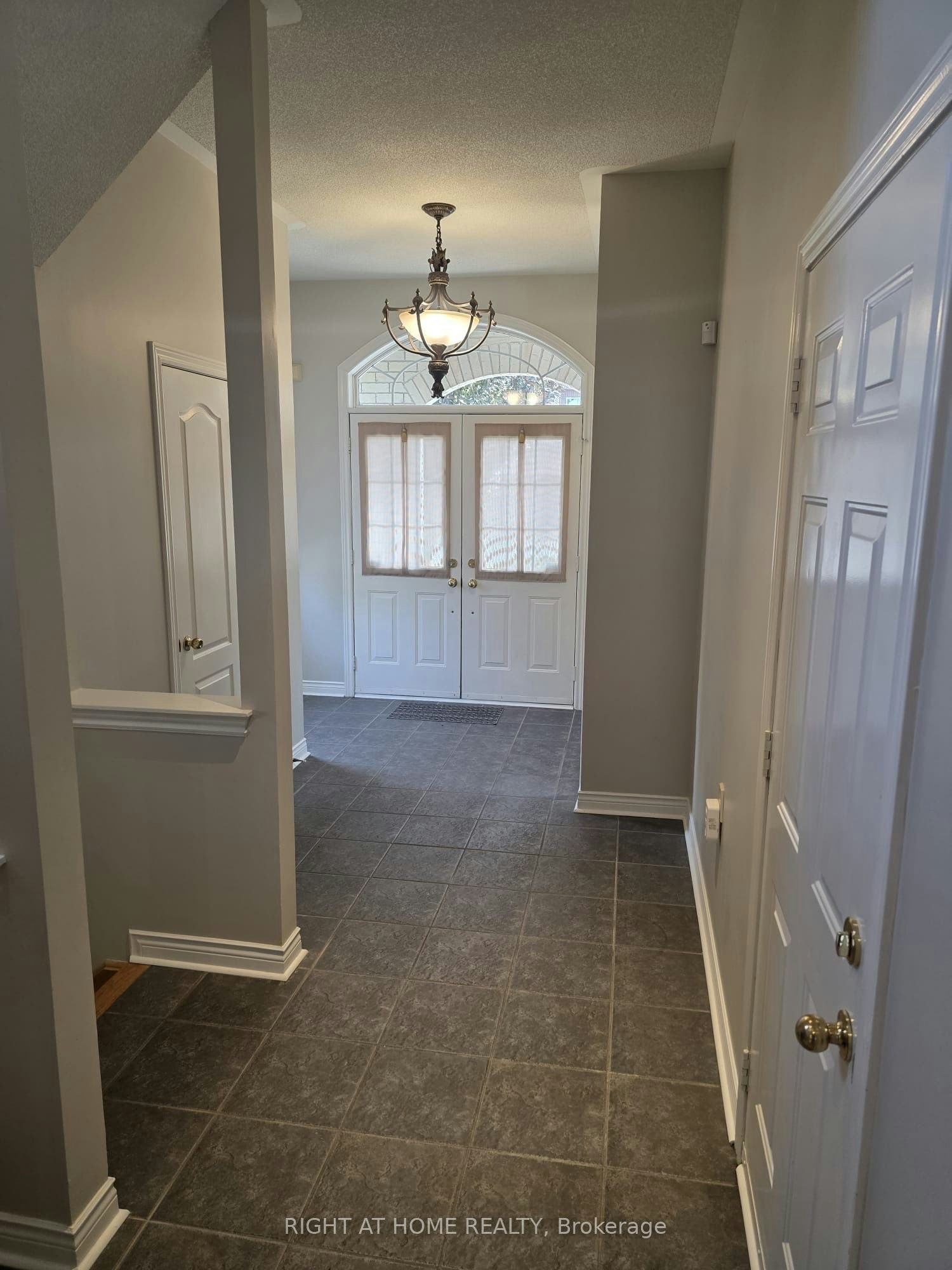 102 Cormorant Crescent, Vaughan, ON, L4H 2K4 - 3