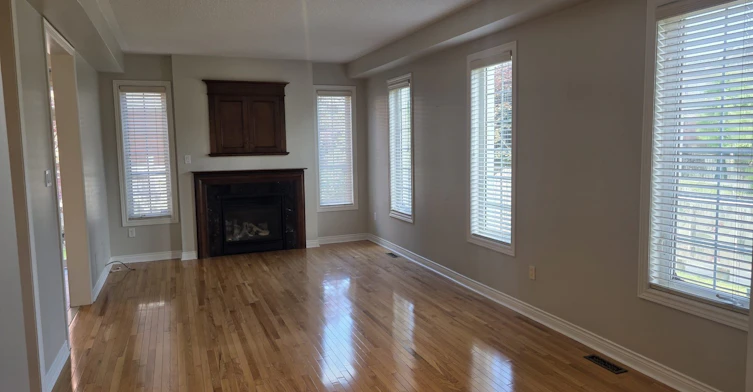 102 Cormorant Crescent, Vaughan, ON, L4H 2K4 - 4