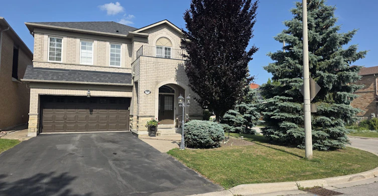 102 Cormorant Crescent, Vaughan, ON, L4H 2K4