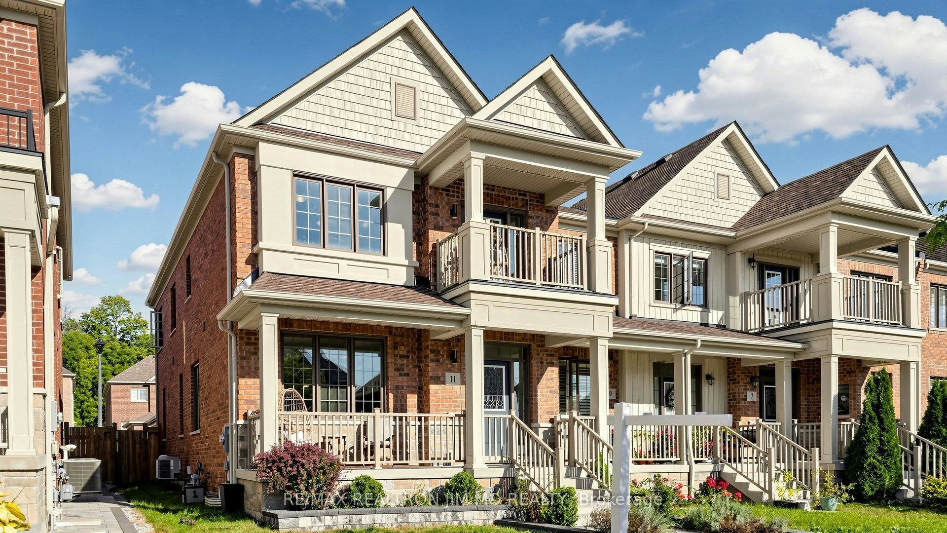 11 Carratuck Street, East Gwillimbury, ON, L9N 0S5