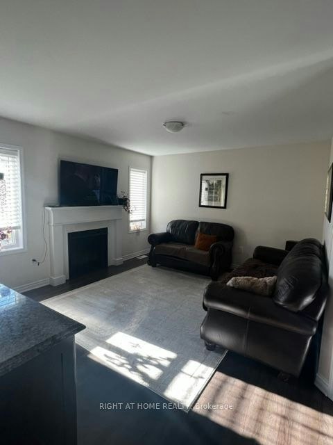 50 Payne Crescent, Aurora, ON, L4G 0X8 - 6