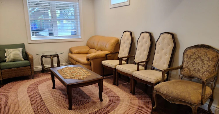 90 Marsden Court, Newmarket, ON, L3Y 7P5 - 7