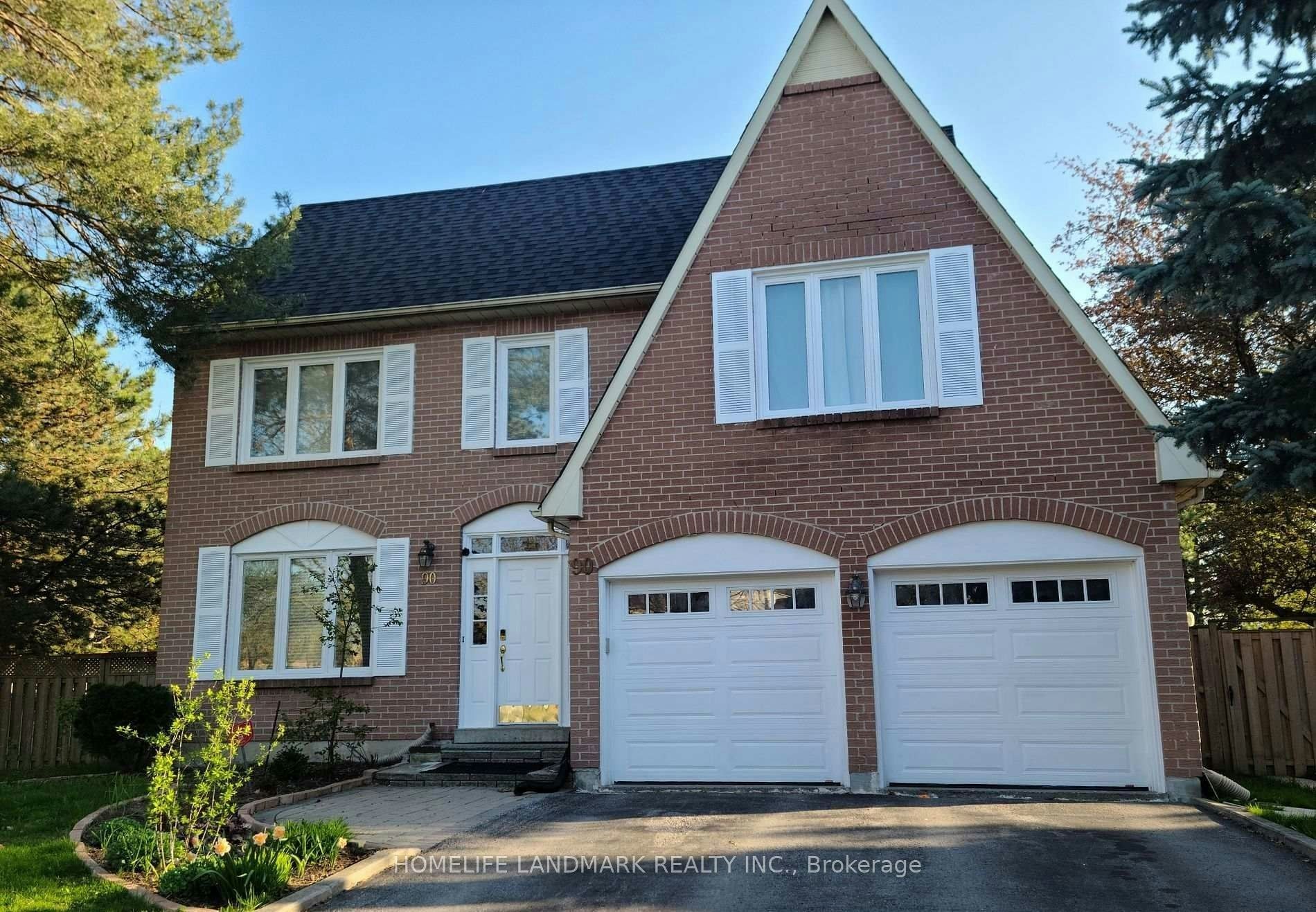 90 Marsden Court, Newmarket, ON, L3Y 7P5