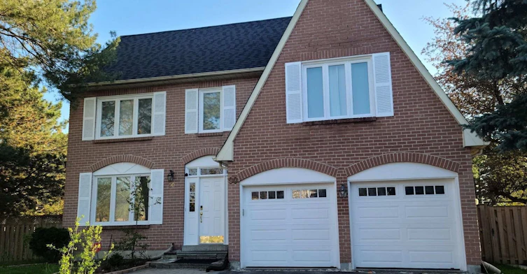 90 Marsden Court, Newmarket, ON, L3Y 7P5