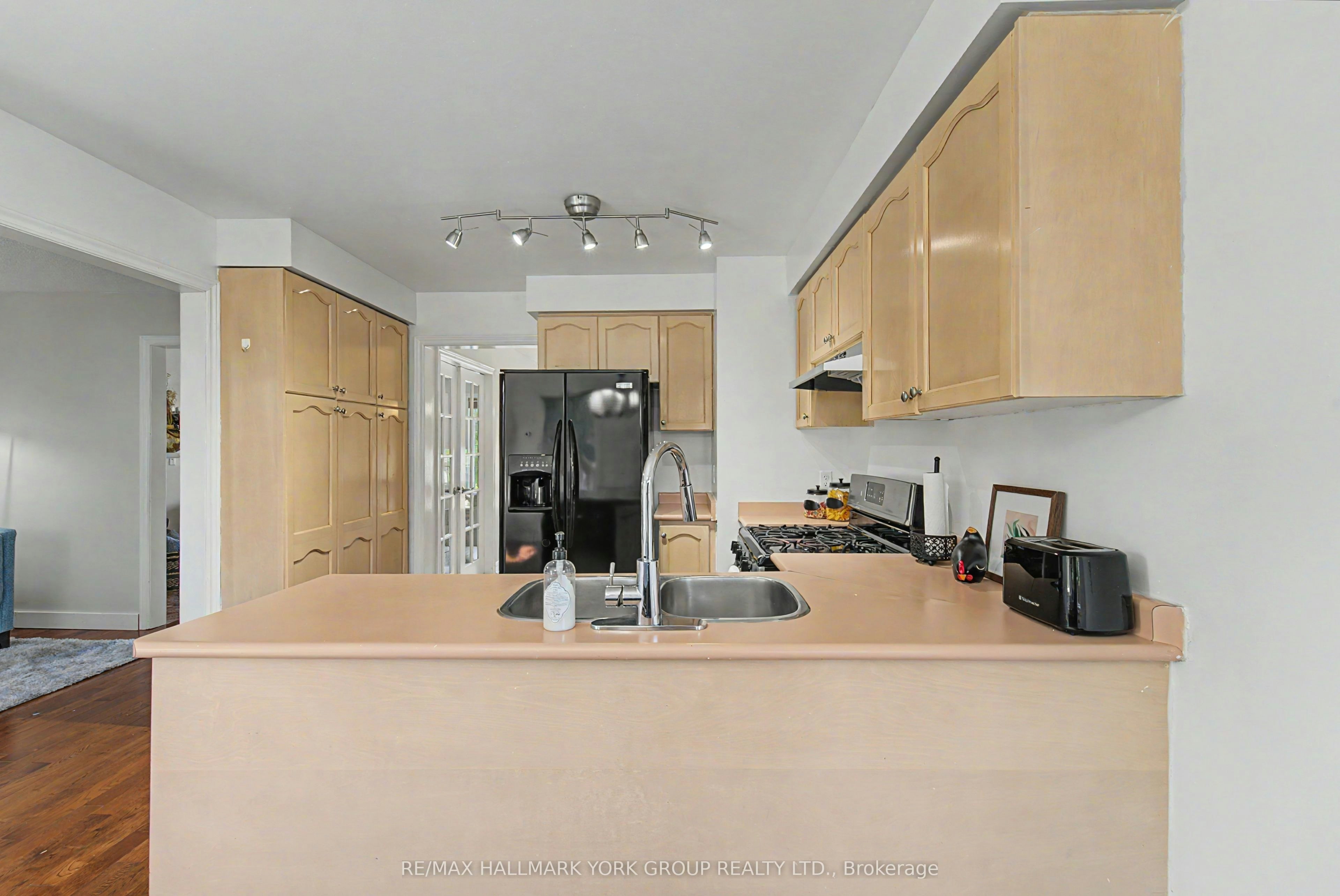 89 Metro Road N, Georgina, ON, L4P 3W9 - 9
