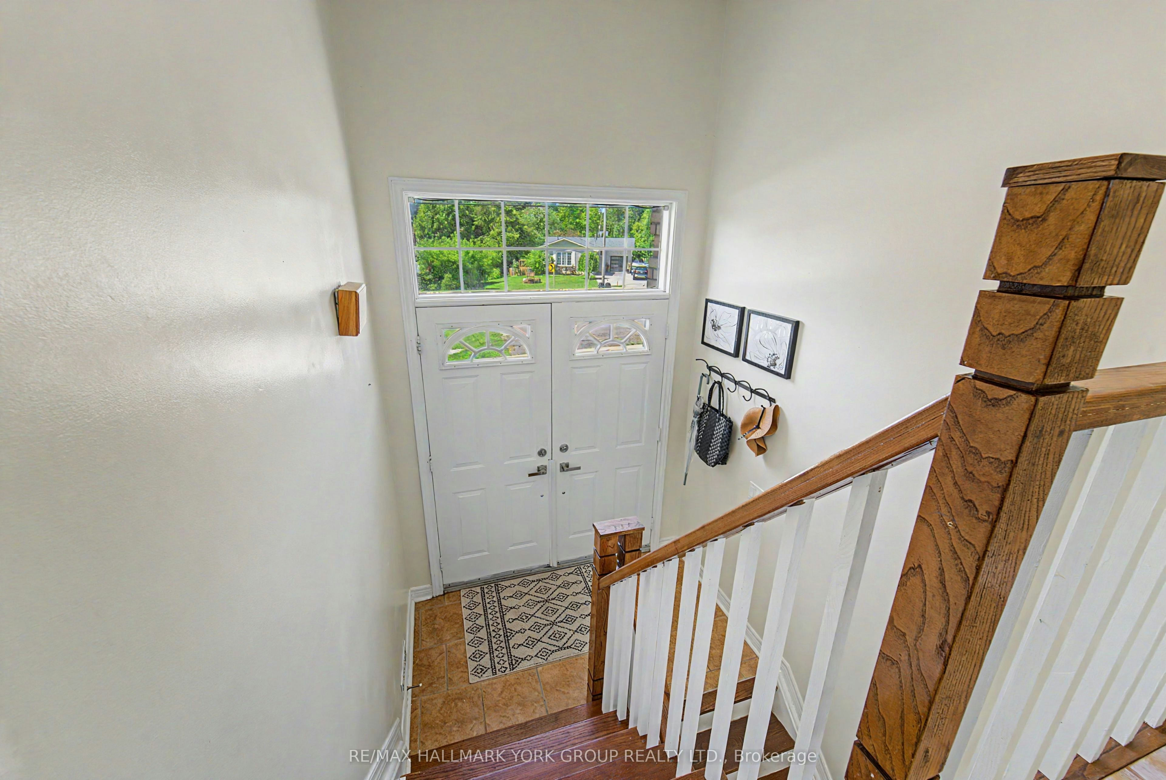 89 Metro Road N, Georgina, ON, L4P 3W9 - 3