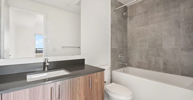 302-11 Walder Lane, Richmond Hill, ON, L4S 0P6 - 15