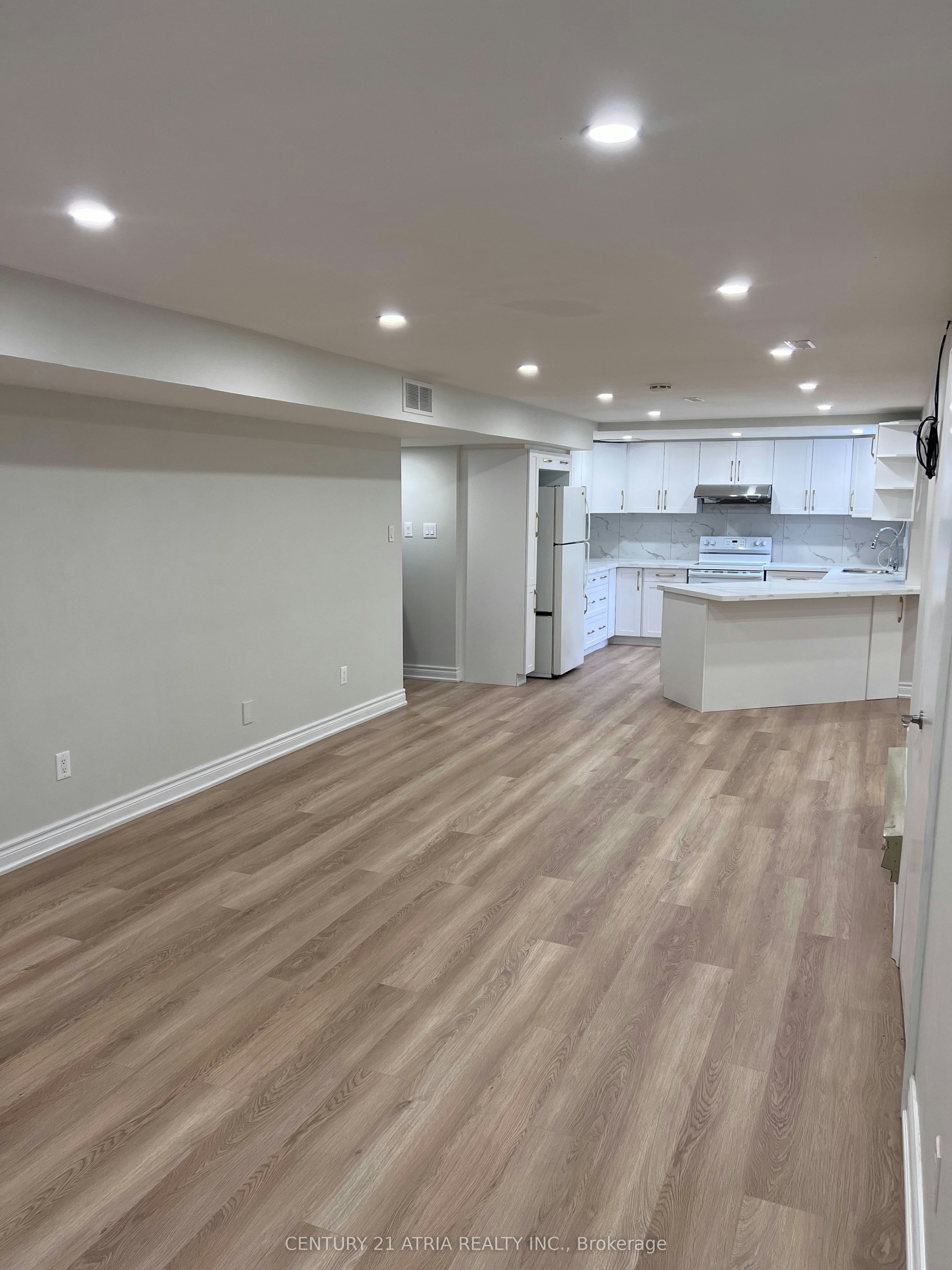 Lower-118 Beckenridge Drive, Markham, ON, L3S 3B2