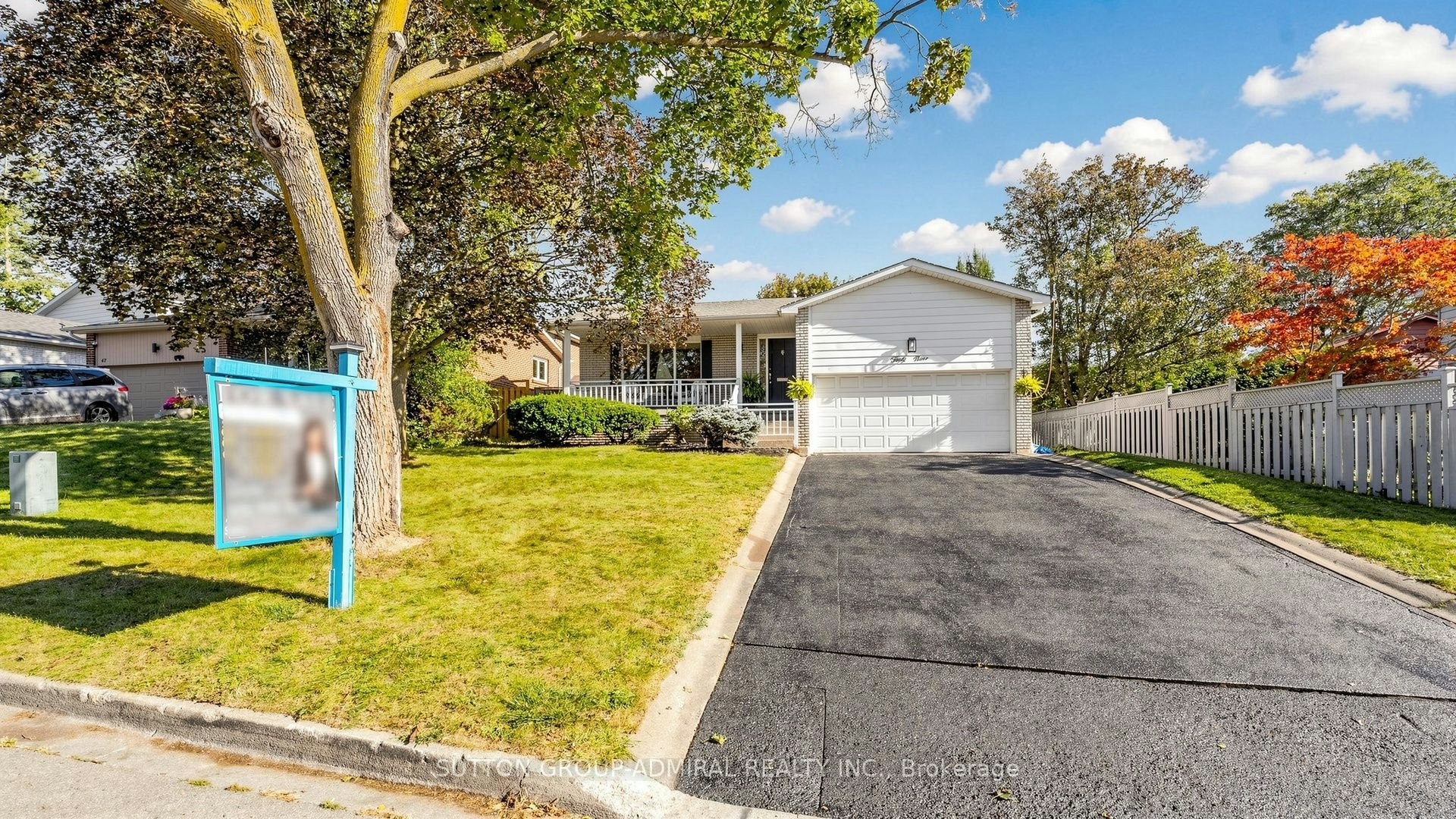 49 Stornoway Crescent, Markham, ON, L3T 3X8