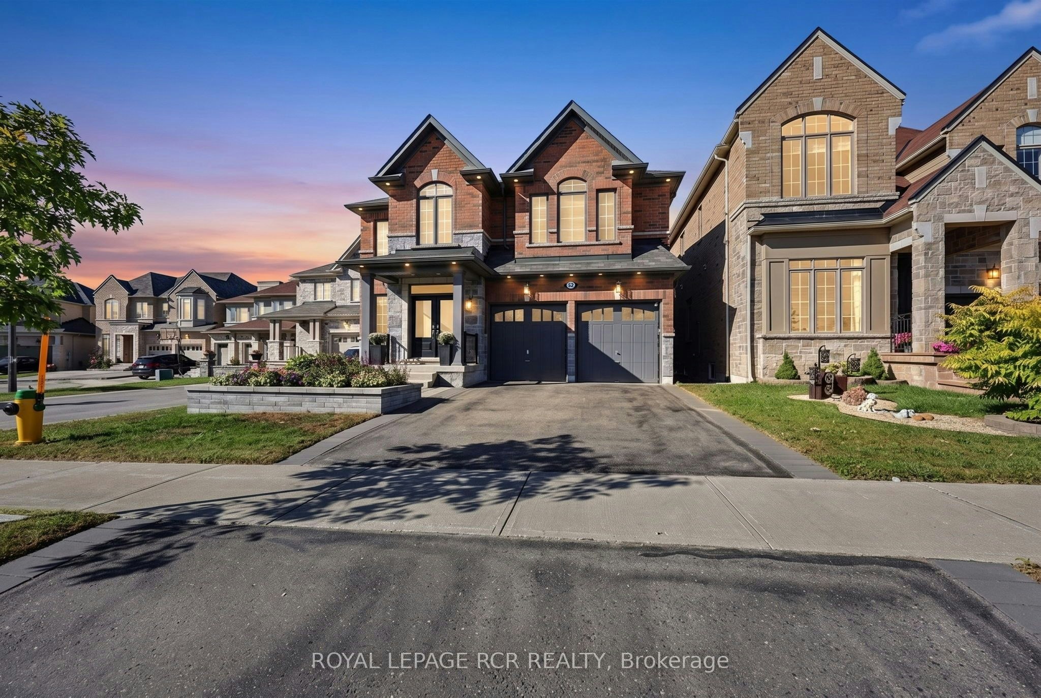 52 Hackett Street, East Gwillimbury, ON, L9N 0P8