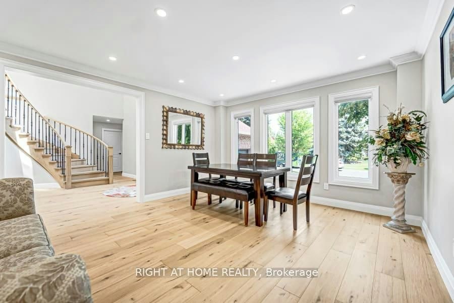 35 Harmony Hill Crescent, Richmond Hill, ON, L4C 8Z2 - 10